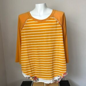 Wishful Park floral & stripe yellow 3/4 sleeve women’s top size medium
